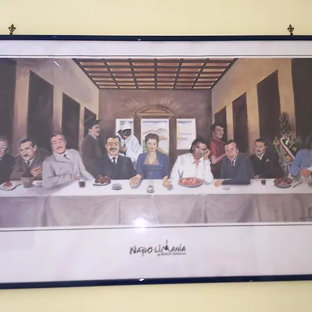 Quattro Palazzi Centro 4* Nápoles
