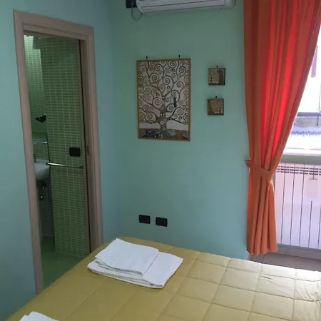 Quattro Palazzi Centro Bed & Breakfast 3*