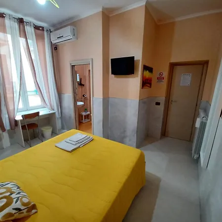 Quattro Palazzi Centro Neapel