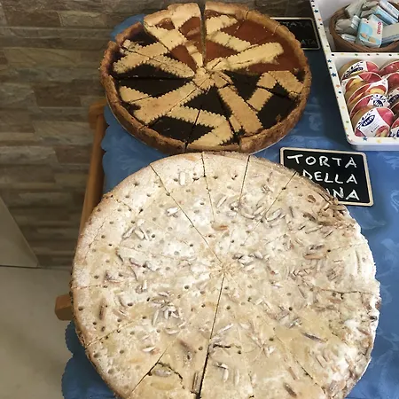 Quattro Palazzi Centro Frühstückspension Neapel