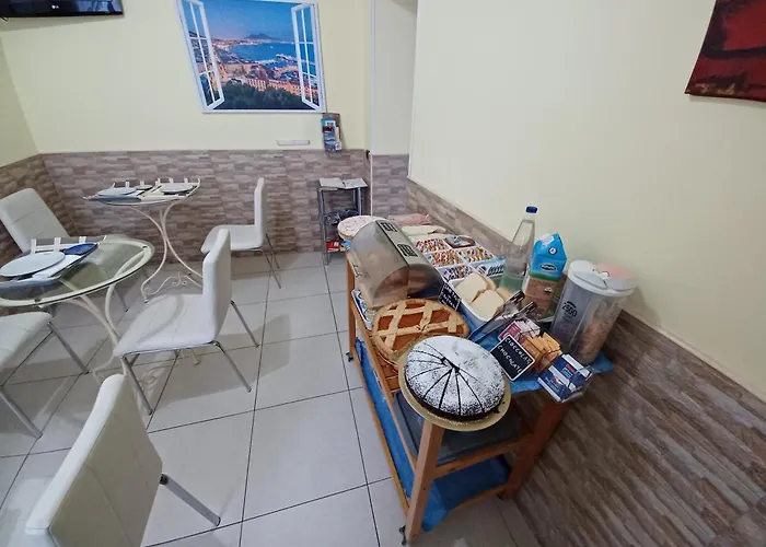 Bed & Breakfast Quattro Palazzi Centro Napoli