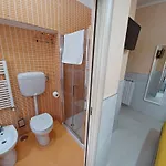 Alojamento de Acomodação e Pequeno-almoço Quattro Palazzi Centro